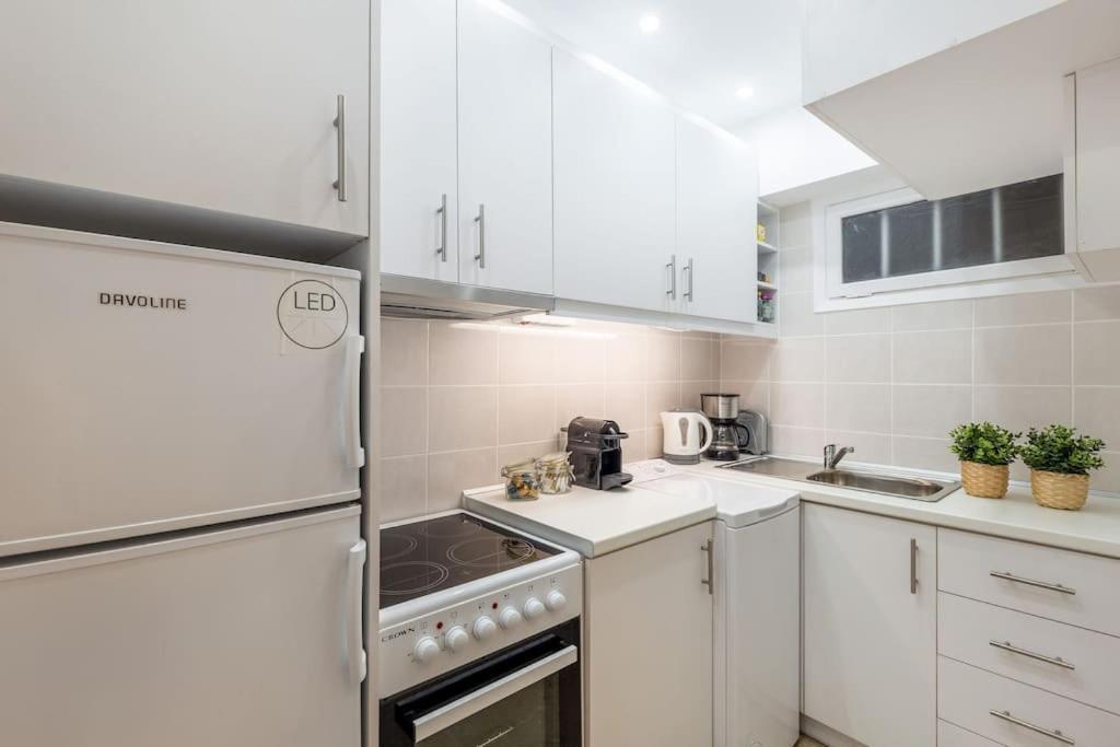 דירות אתונה Glyfada Center Sea View Apt מראה חיצוני תמונה