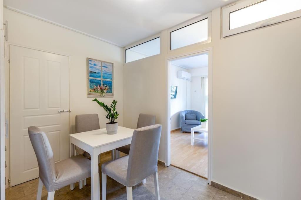 דירות אתונה Glyfada Center Sea View Apt מראה חיצוני תמונה