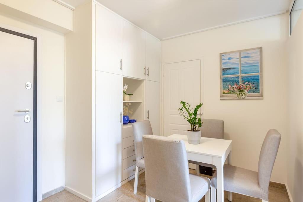 דירות אתונה Glyfada Center Sea View Apt מראה חיצוני תמונה